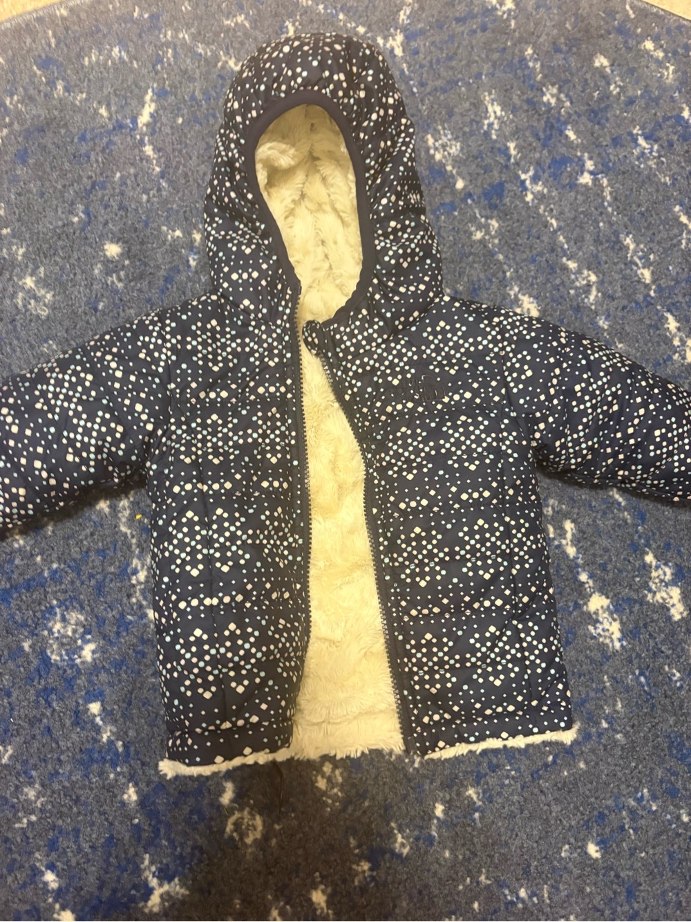 North face infant Navy Dot Puffer Jacket with Faux Fur Lining